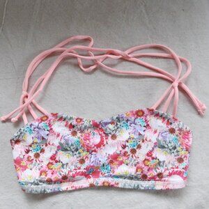 Lululemon Women 4 Alight halter Bra in Flowabunga-bleached Coral